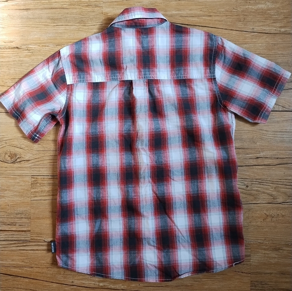 Boys Classic Plaid Button Down Shirt | Small | Black, White, Red - Picture 2 of 6